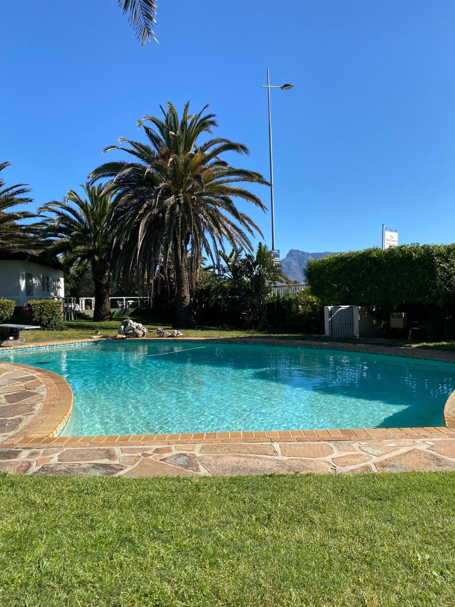 Guest house The Sanctuary Estate Cape Town